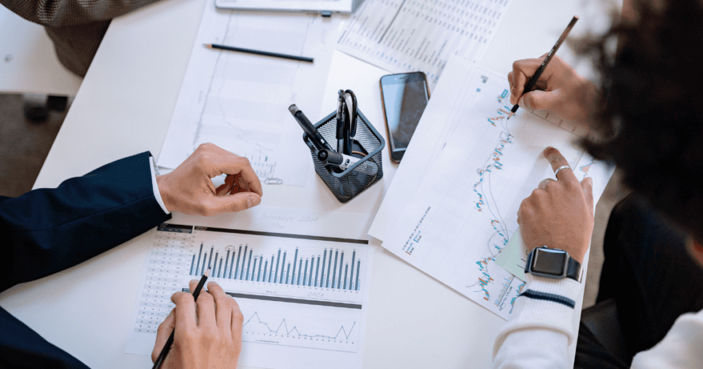 HOA Financial Reporting: What Should Boards Review Each Month?