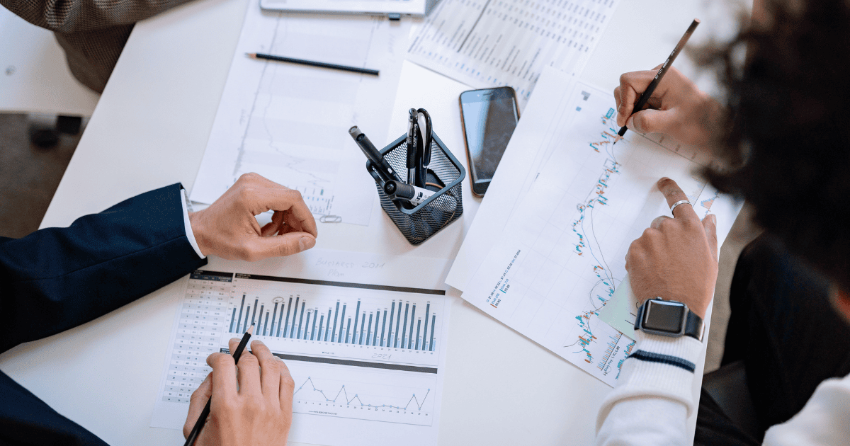 HOA Financial Reporting: What Should Boards Review Each Month?